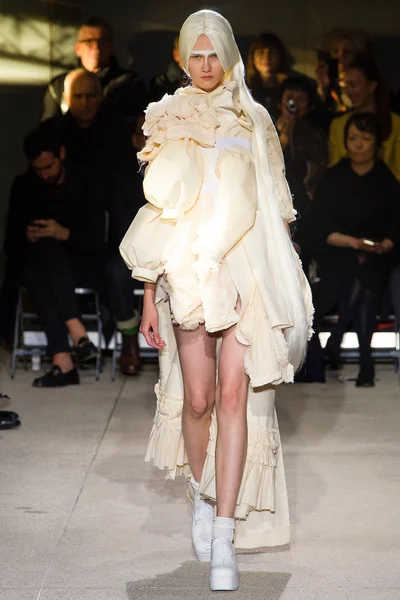 Look 36